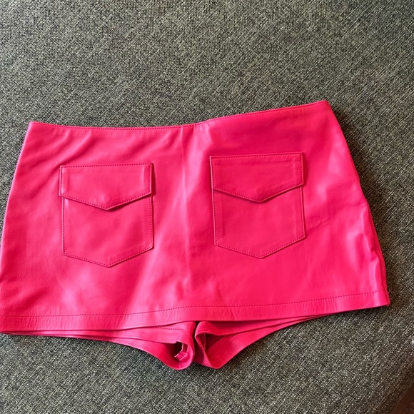 Pink set worn once - Picture 10 of 11